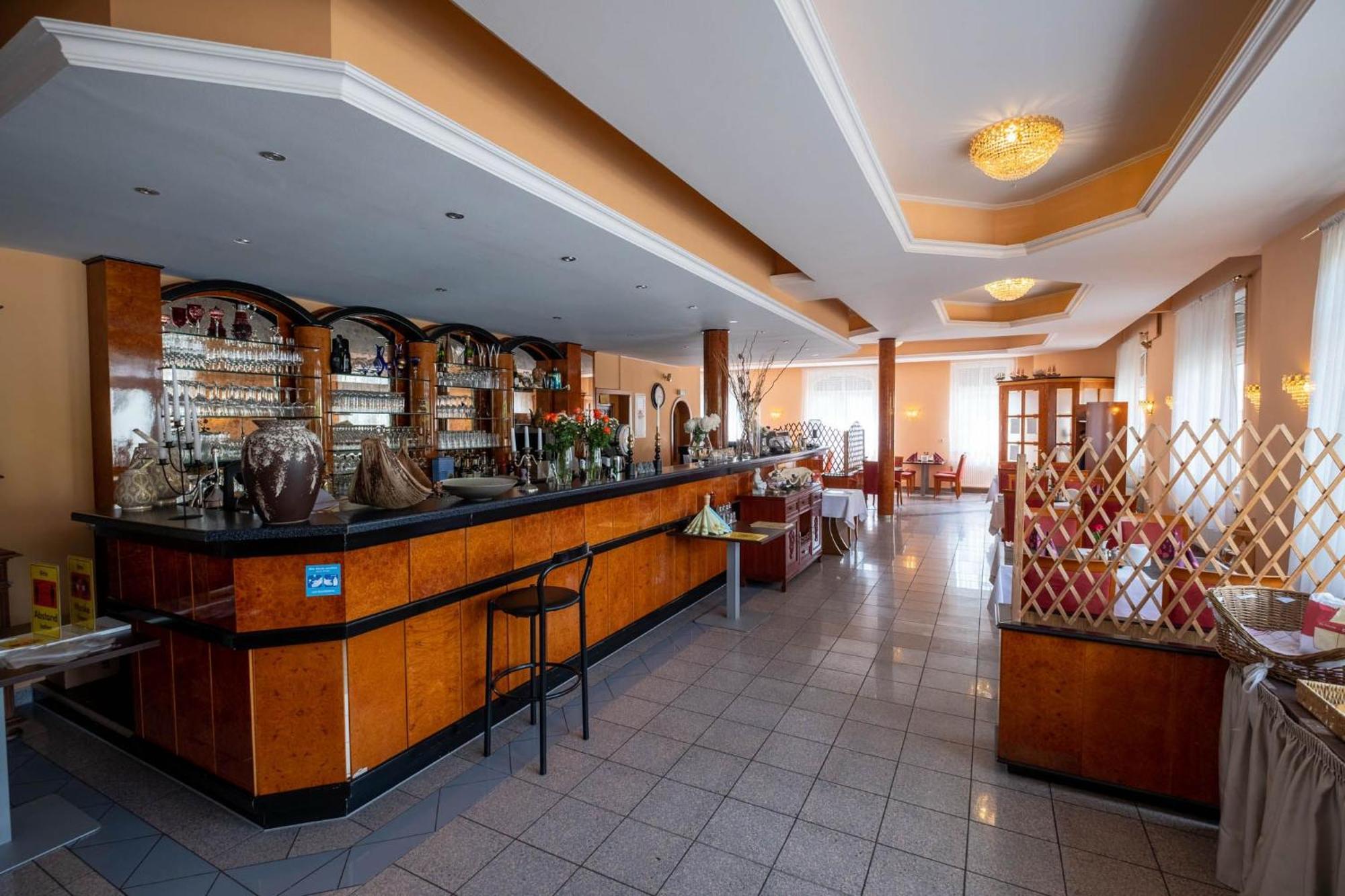 克莱赫塔勒霍夫酒店 Kraichtal 外观 照片