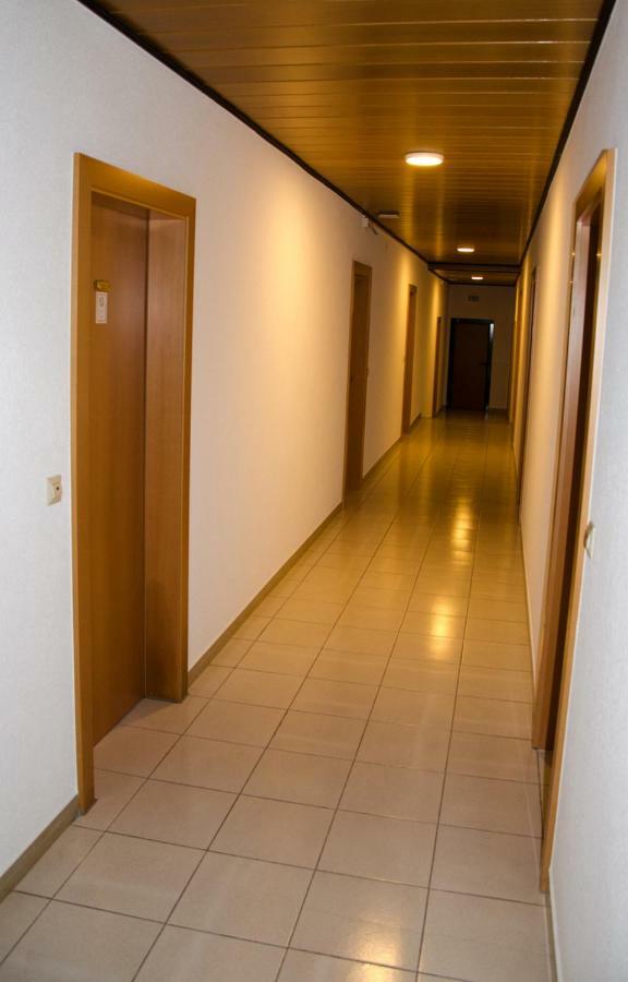 克莱赫塔勒霍夫酒店 Kraichtal 外观 照片